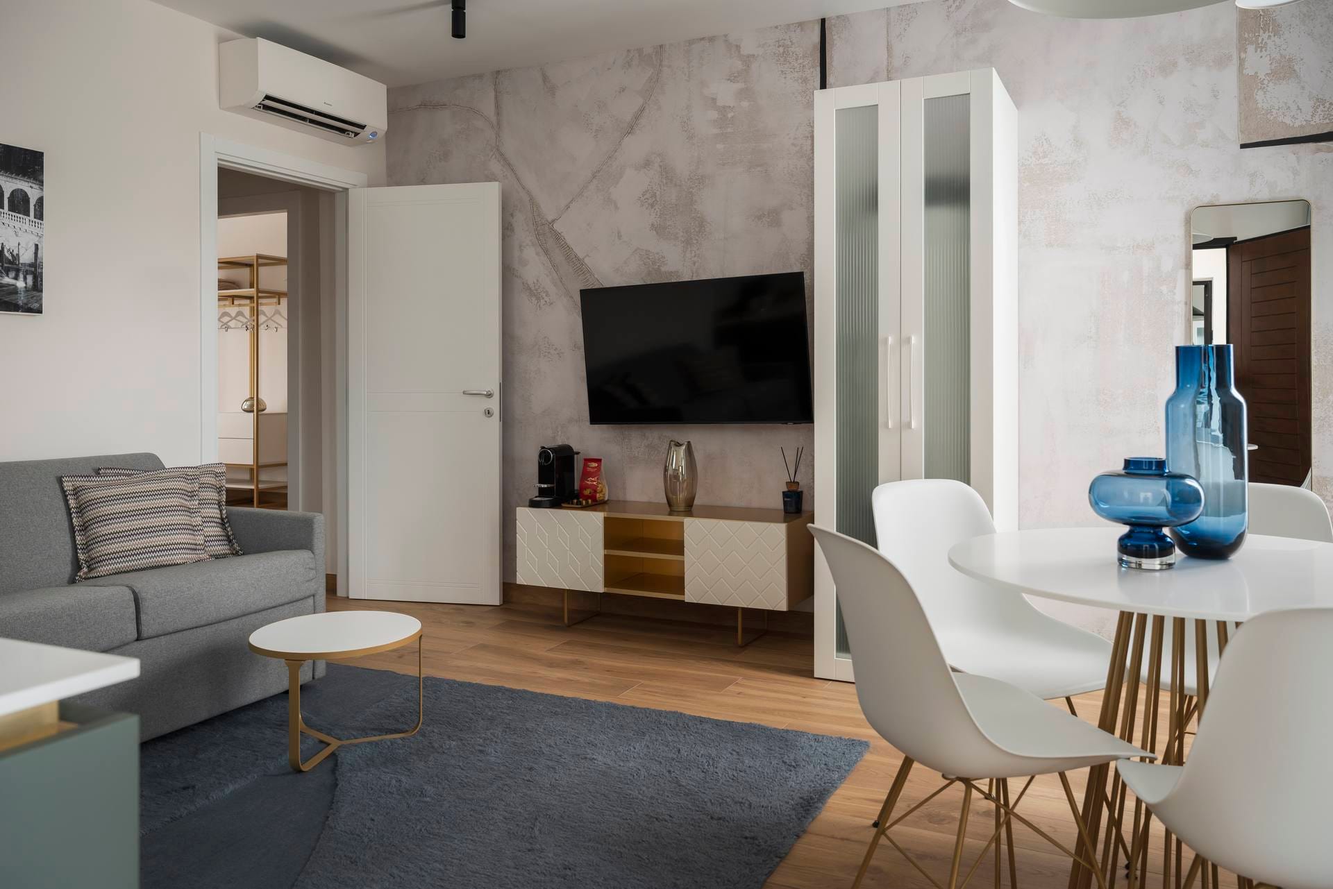 Detail of living area, Superior Apartment with Canal View