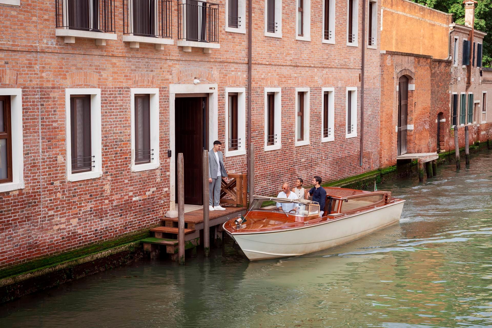 Exterior Palazzo Dei Guardiani Venezia 08